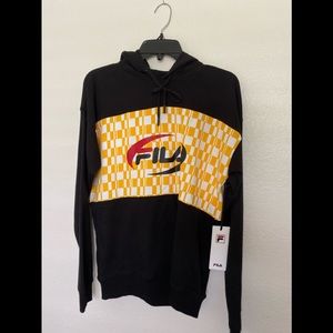 ⭐️FILA XS HOODIE! PERFECT FOR WINTER DAYS⭐️